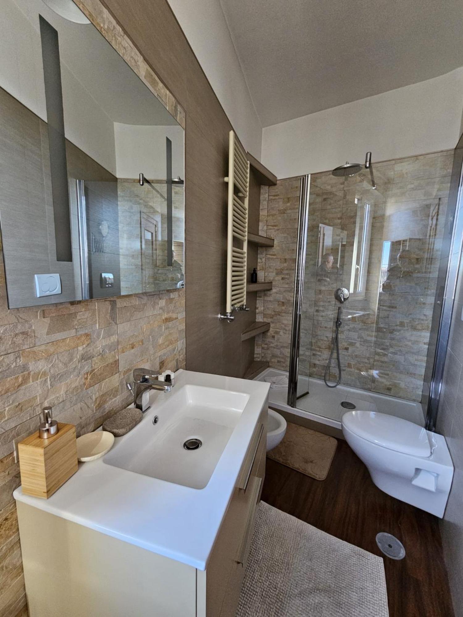 Apartment Be Your - Iulia Piramide Rom